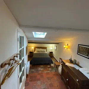 D' Hotes L'escalo A Moutiers-ste-marie , Moustiers-Sainte-Marie France